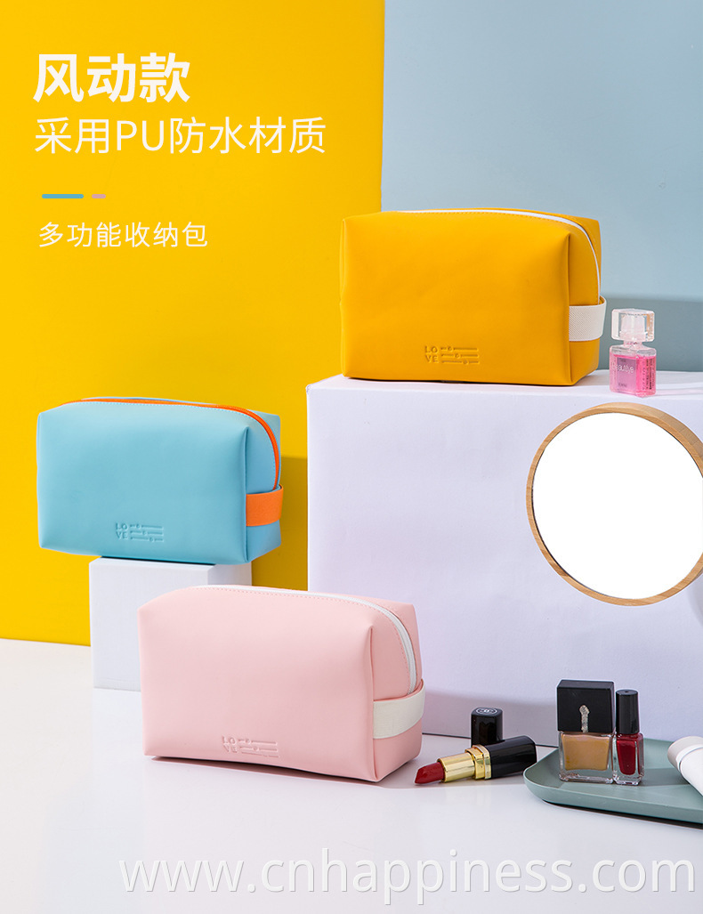 2022 Travel PU leather Toiletry Makeup Beauty Bag Custom printed Zipper Vinyl Waterproof Beach Zipper Cosmetic Bag or Pouches